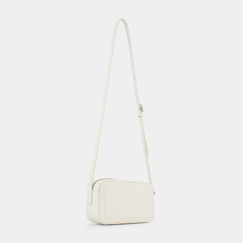 4LX BOLD CK WHITE E26 da CALVIN  3220G | null CALVIN KLEIN